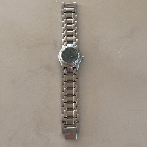 Nixon watch - Picture 4 of 7